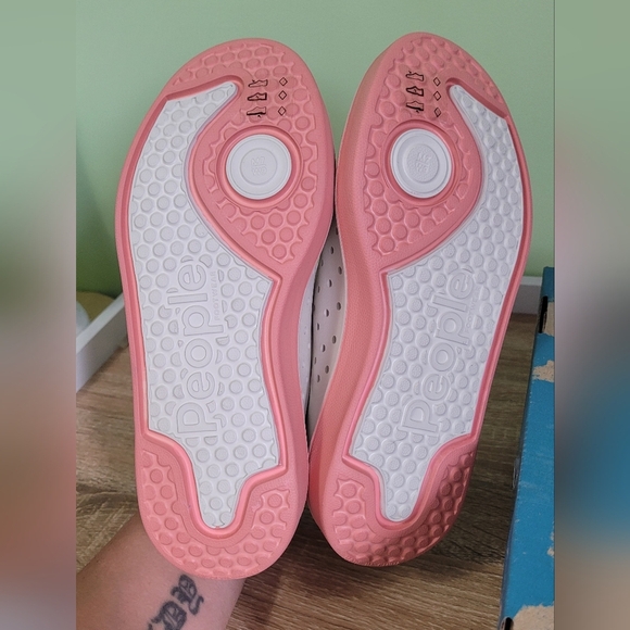 People Footwear Ace Sneaker NWT 9 - Picture 7 of 8